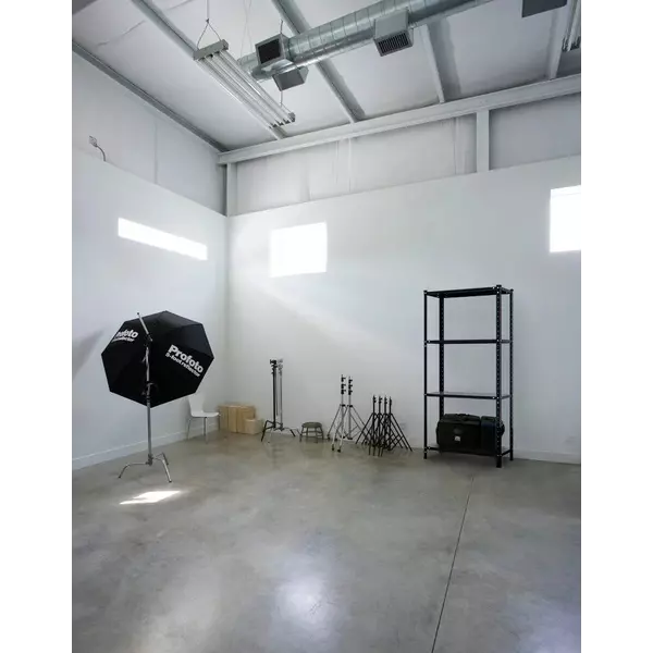 Металевий стелаж 150×75×30 см, 4 полиці, чорний, РЕК-3, Кількість полиць: 4, Колір: чорний глянець, Висота: 150, Ширина: 75, Глибина: 30фото, зображення 2